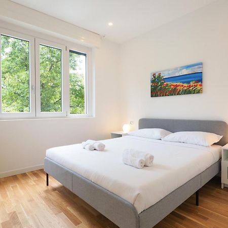 Apartamento Primopiano - Albani Milán Exterior foto