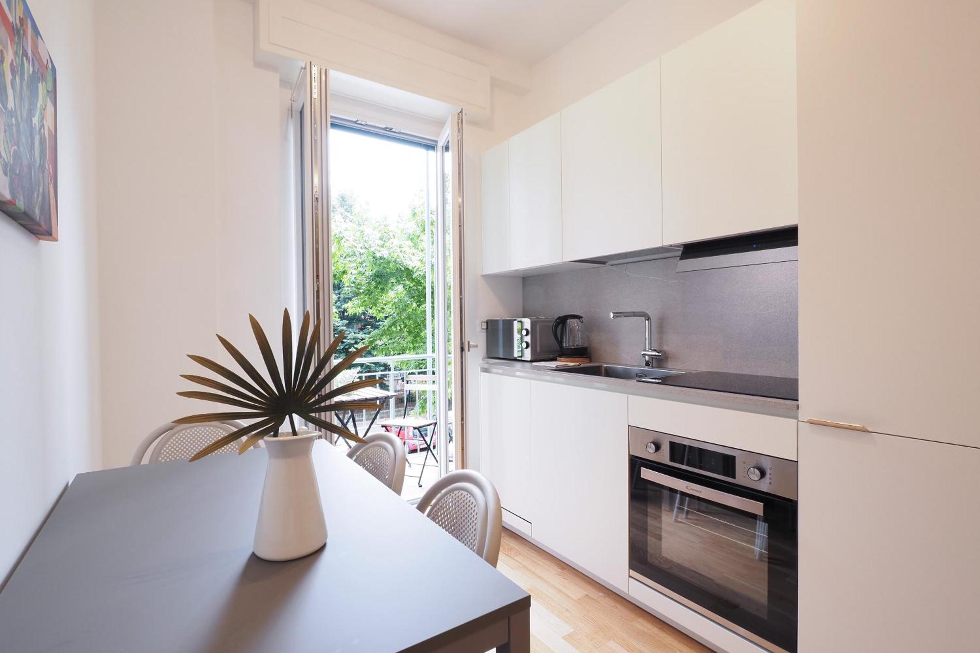 Apartamento Primopiano - Albani Milán Exterior foto
